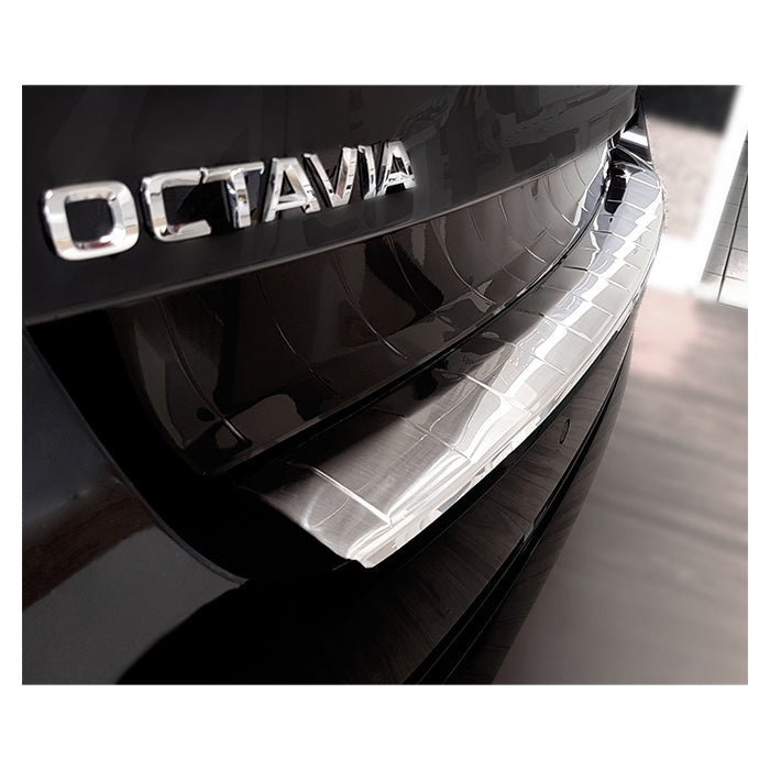 Avisa, Protezione del Bordo di Carico Acciaio — Compatibile con Skoda Octavia IV Combi 2019-